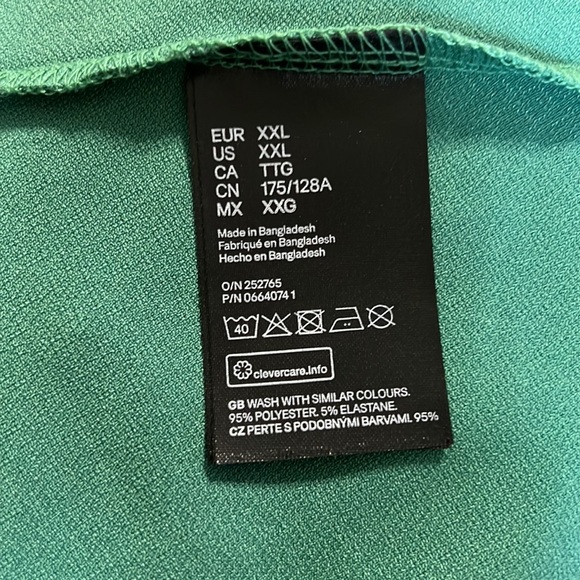 H&M Kelly Green top - Picture 4 of 4